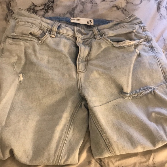 Brand new, light washed Garage boyfriend jeans - Picture 3 of 5